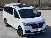 Hyundai Grand Starex 2.5 AT, 2018, 61 500 км, с пробегом, цена 3 840 000 руб.