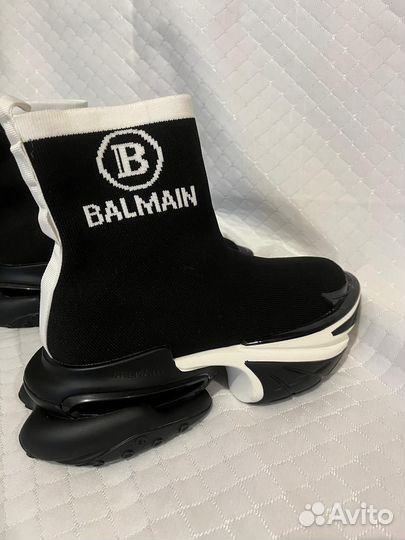 Новые кроссовки balmain