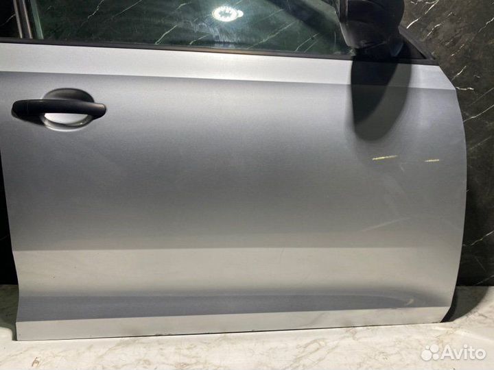 Дверь боковая передняя правая Skoda Rapid cfna