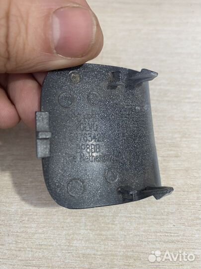 Заглушка заднего бампера вольво хс60 2013-2016