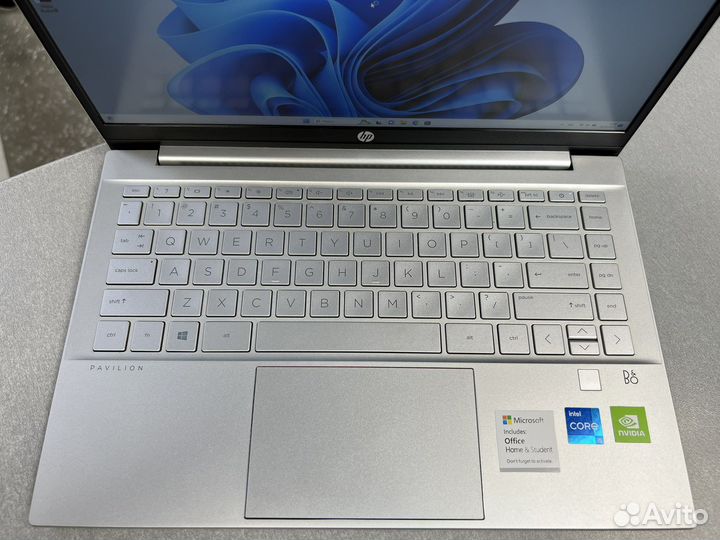 Ноутбук HP 14 i5 1135G7/8/512/mx450 2/FHD IPS