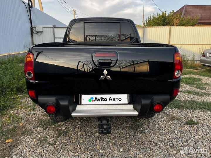 Mitsubishi L200 2.5 AT, 2010, 232 989 км