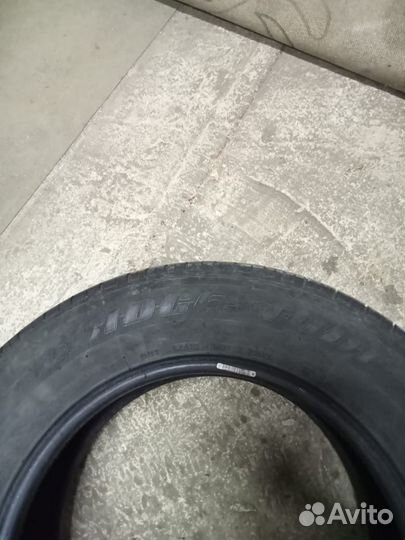 Bridgestone Dueler H/P 215/65 R16 98H