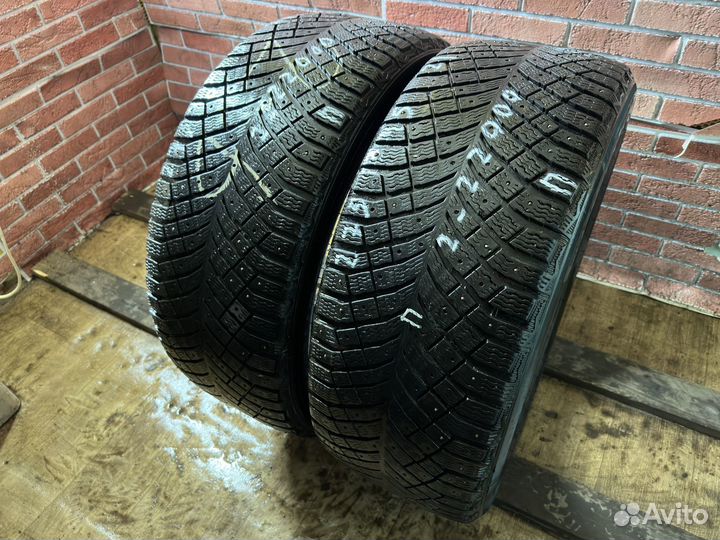 Michelin X-Ice North 4 SUV 275/45 R21 110T