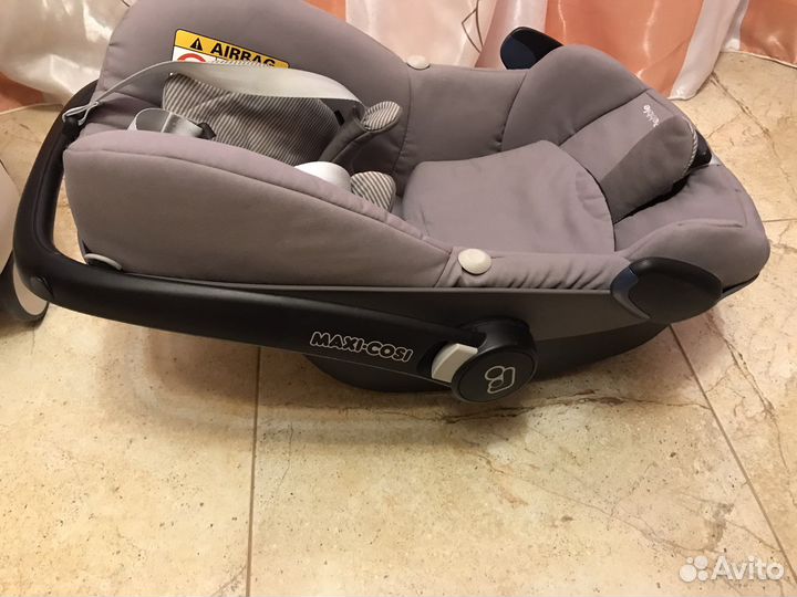 Автолюлька 0+ Maxi-Cosi Pebble Pro i-Size