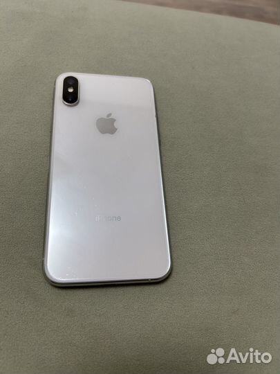 Телефон iPhone XS