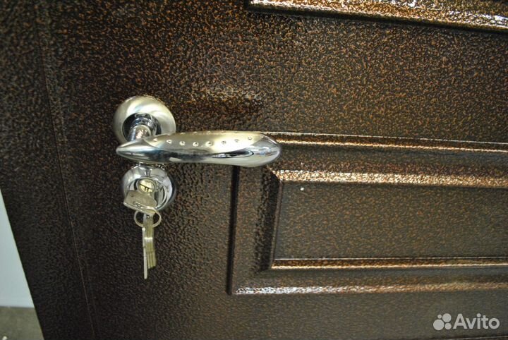 Двери в квартиру от производителя