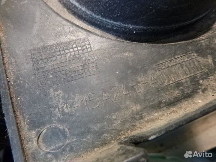 Решетка в бампер правая под птф ford fusion fusion 2002