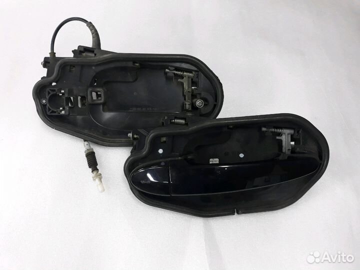 Зад. R. Ручка с держателем. BMW X3 2004-10