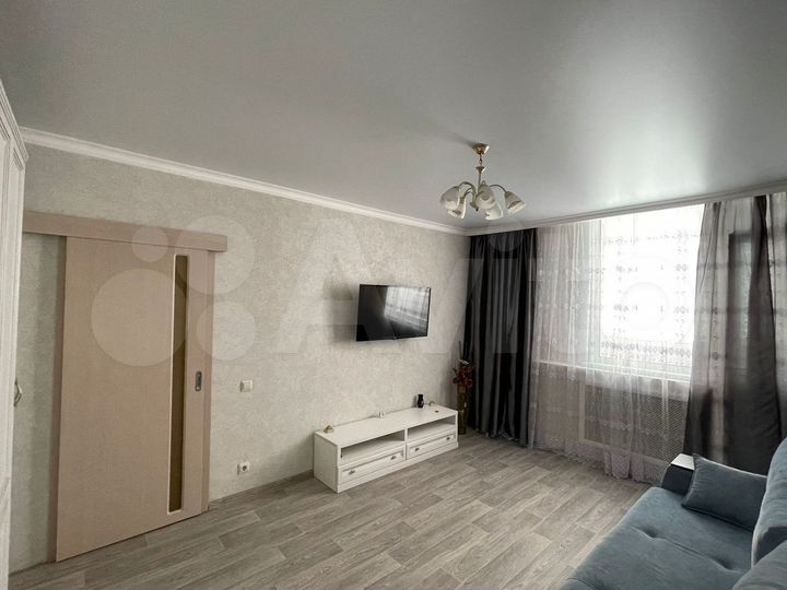 1-к. квартира, 37 м², 10/17 эт.