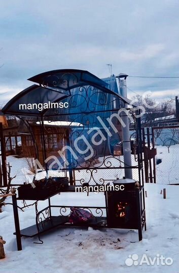 Мангал с крышей
