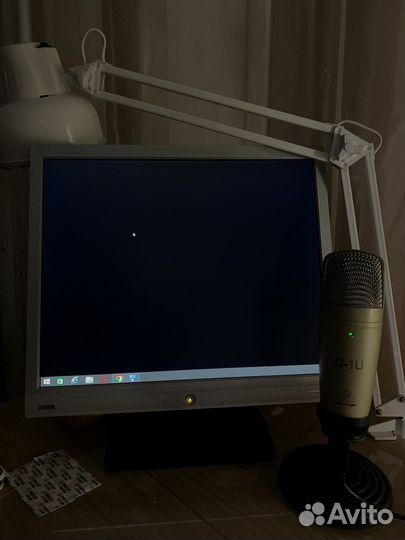 Монитор 17 дюймов