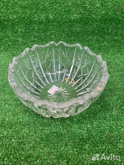 Хрустальная ваза