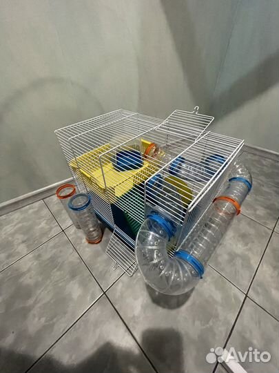 Клетка для грызунов с трубами