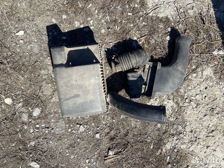 Корпус воздушного фильтра мицубиси pajero 3