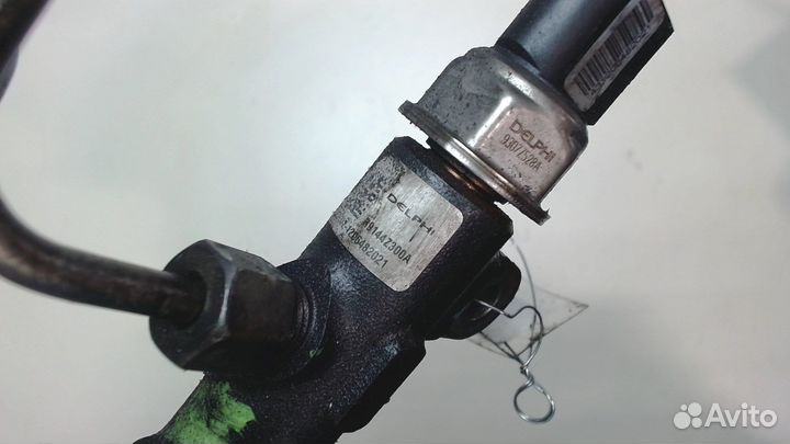 Рампа топливная Opel Antara, 2012