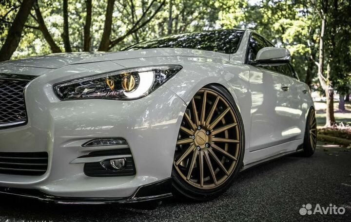 Сплиттер на передний бампер универсальный