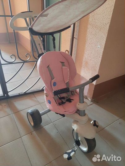 Трёхколёсный велосипед с ручкой