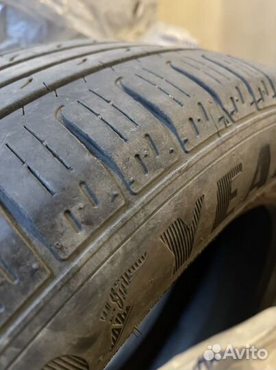 Goodyear EfficientGrip 225/55 R19
