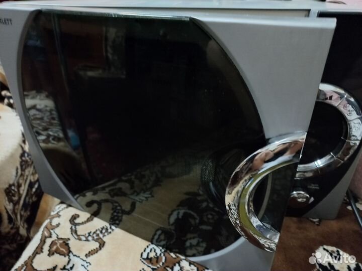 Микроволновка Scarlett на запчасти