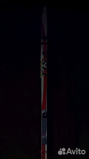 Лыжные ботинки и лыжи палки