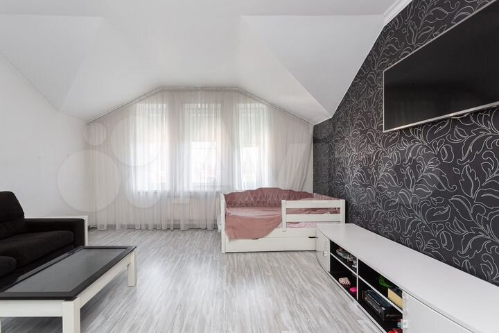 2-к. квартира, 79,3 м², 5/5 эт.