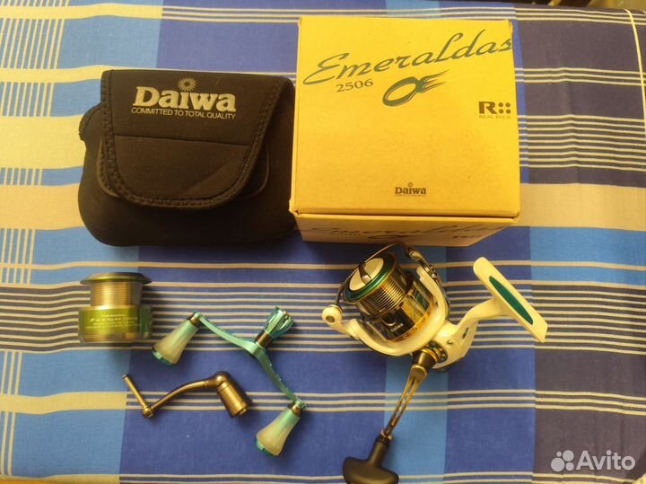 Катушка Daiwa Emeraldas Hyper Custom 2506, ручка