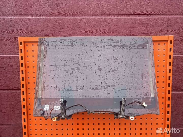 Стекло заднее Mitsubishi l 200