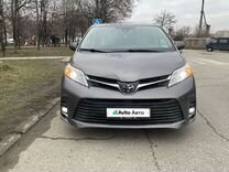 Toyota Sienna 3.5 AT, 2019, 80 183 км, с пробегом, цена 2 800 000 руб.