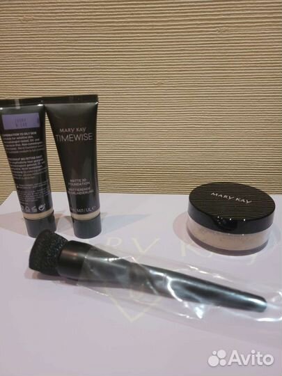 Тональная основа и пудра