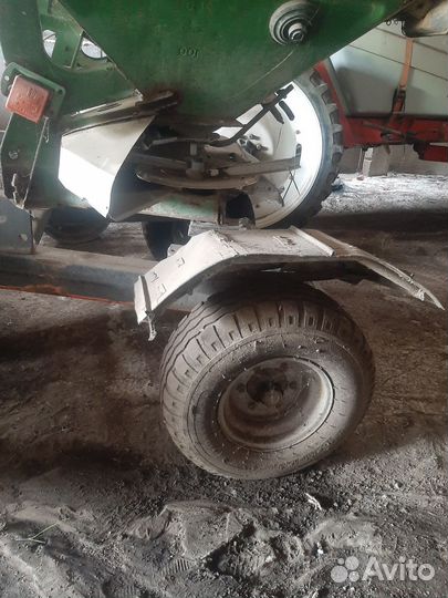 Разбрасыватель удобрений Староминский Агро Дом ТР-3,5У, 2016