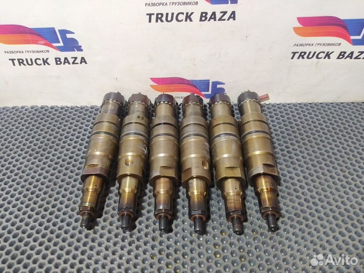 1881565 Комплект форсунок топливных