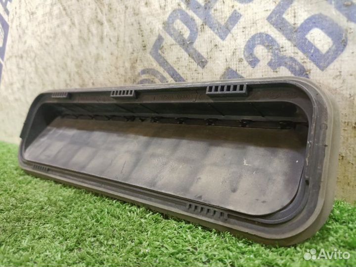 Воздушный клапан кузова задний правый Kia Optima