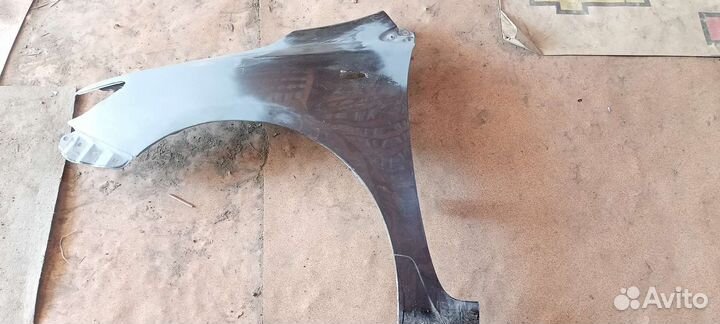 Крыло переднее левое Тойота Королла 150