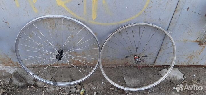 Колеса квелосипедам.24.26.хвз800 р 1 шт.бу