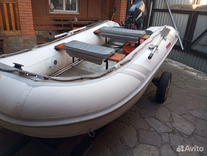 Продам комплект лодка с мотором