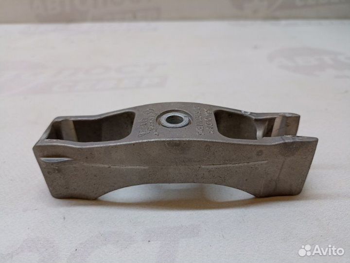 Кронштейн форсунки Porsche Cayenne Turbo 957