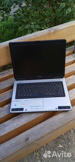 Ноутбук toshiba