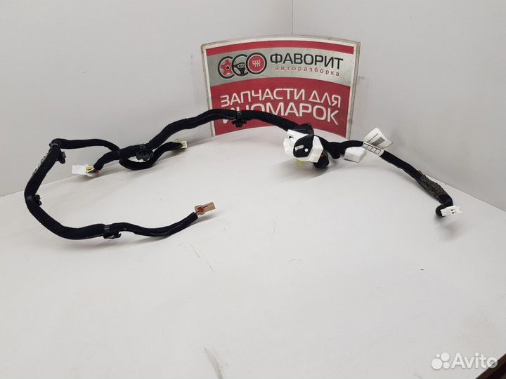 Электропроводка обшивки двери передняя правая