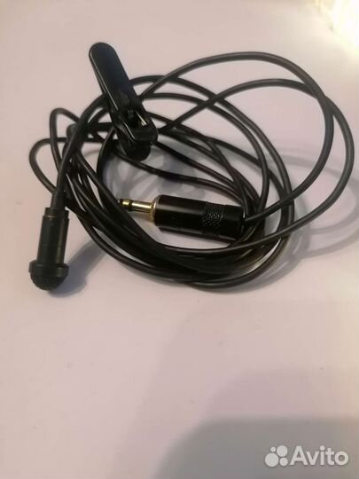 Микрофон петличный Sennheiser me2