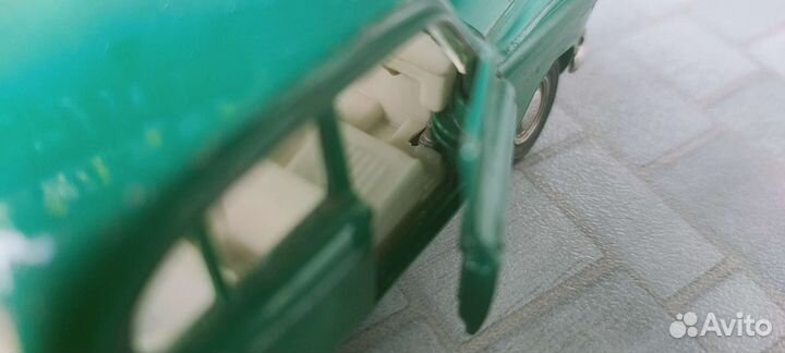 Модель 43 Москвич 493 А7 СССР Саратов