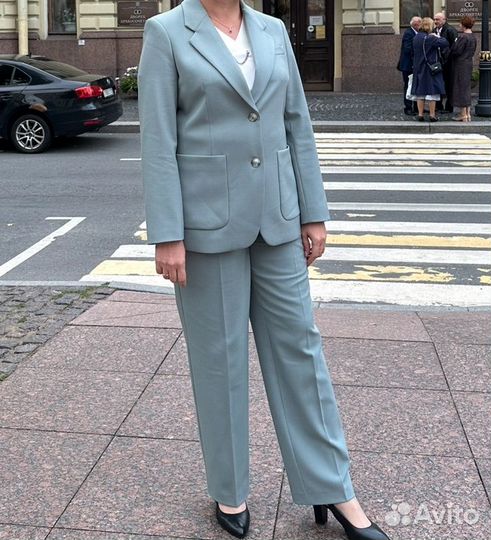 Костюм брючный