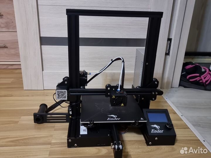 3 д принтер ender 3 почти новый