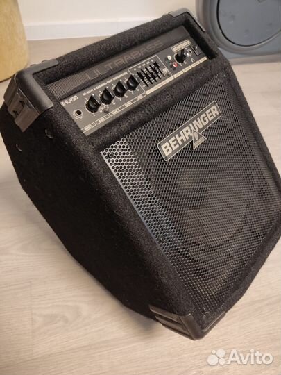 Комбоусилитель