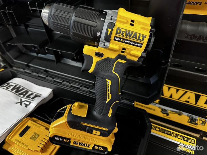 Аккумуляторный шуруповерт dewalt DCD100