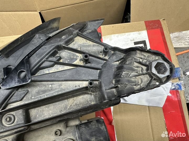 Фара передняя правая mercedes W213