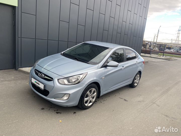 Hyundai Solaris 1.6 AT, 2012, 179 500 км