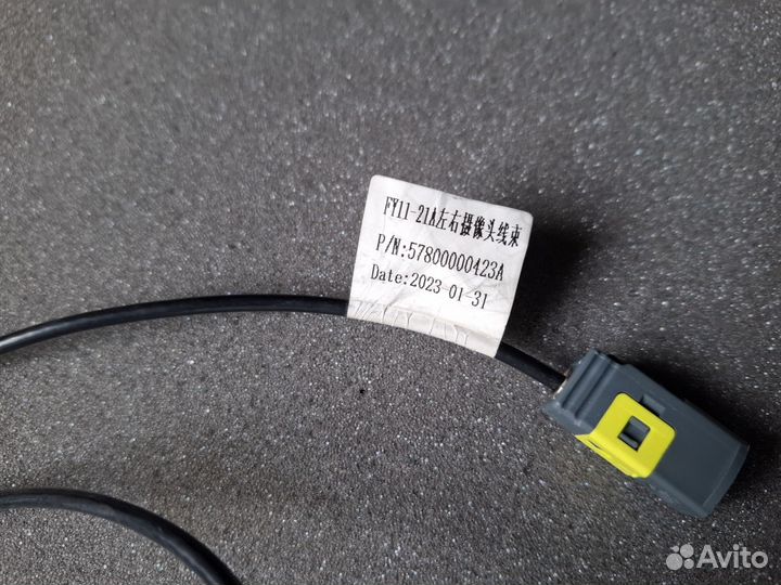 Камера в зеркало geely tugella