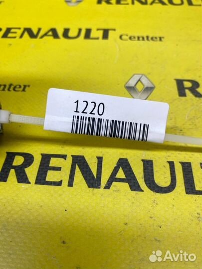 Кнопка стеклоподъемника передняя правая Renault