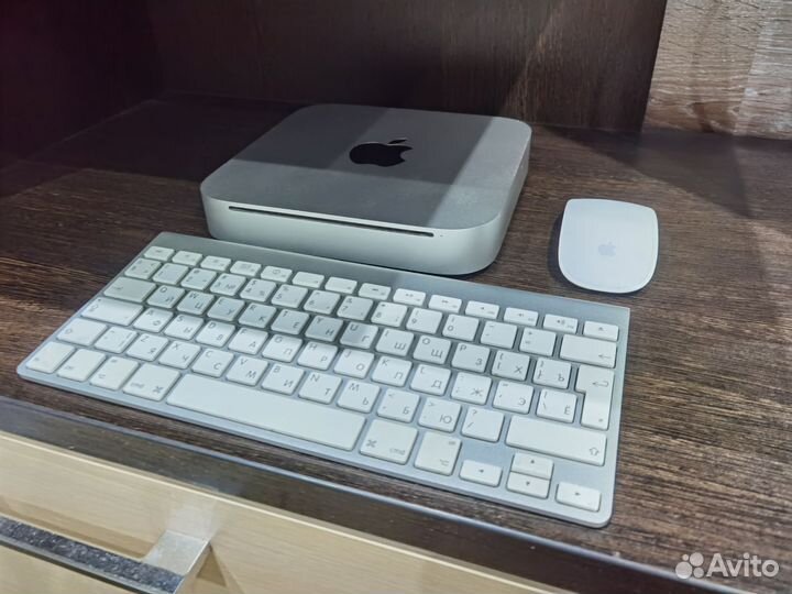 Apple Mac mini 2010
